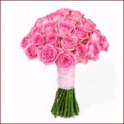 "Pink Roses Hand Bunch for Mom - Click here to View more details about this Product