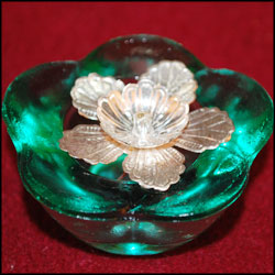 glass kubera deepam